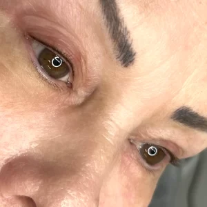 Read more about the article How Can You Make Permanent Eyeliner Last Longer?